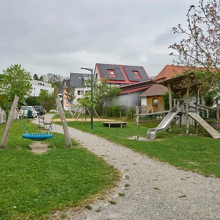 Wood World Luxury - Massage - Bergblick - Tranpolin- Parken * Markdorf