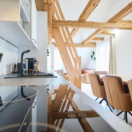 Wood World Luxury - Massage - Bergblick - Tranpolin- Parken Apartman