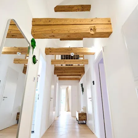 Wood World Luxury - Massage - Bergblick - Tranpolin- Parken Markdorf