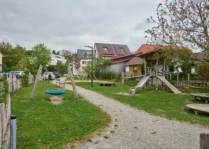 Wood World Luxury - Massage - Bergblick - Tranpolin- Parken * Markdorf