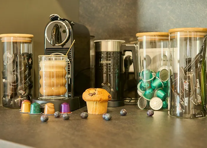 Wood World Luxury - Massage - Bergblick - Tranpolin- Parken