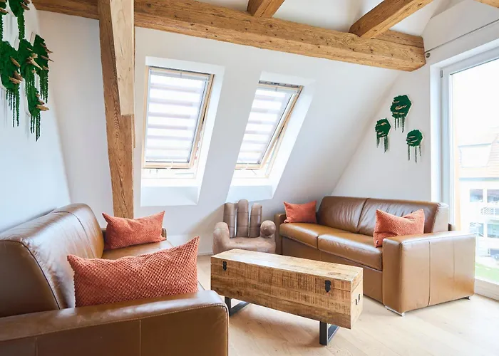 Wood World Luxury - Massage - Bergblick - Tranpolin- Parken * Markdorf