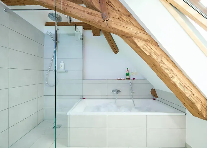 Wood World Luxury - Massage - Bergblick - Tranpolin- Parken Lägenhet Markdorf